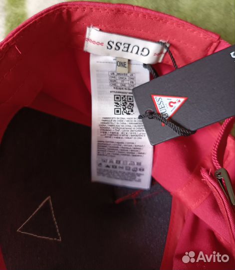 Бейсболка Guess