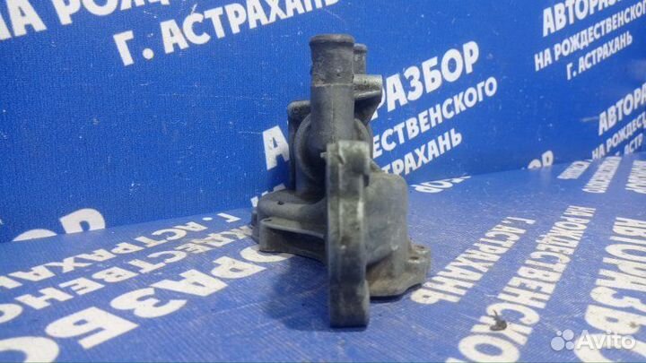 Корпус помпы Volkswagen Passat B4 седан AGG 1995