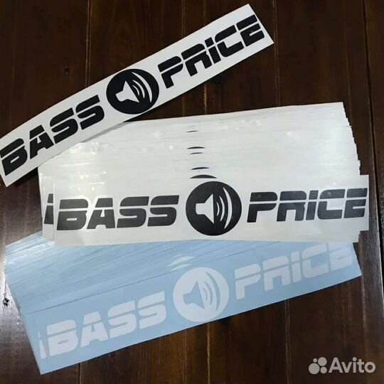 Наклейки на автомобили