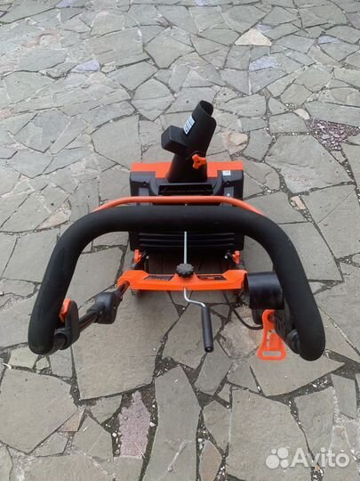 Снегоуборщик carver ste 2346