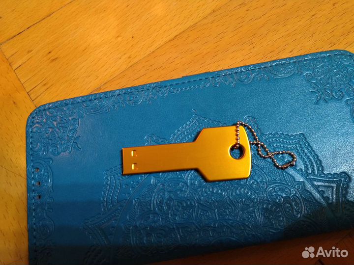 Флешка USB 16 Гб Новая