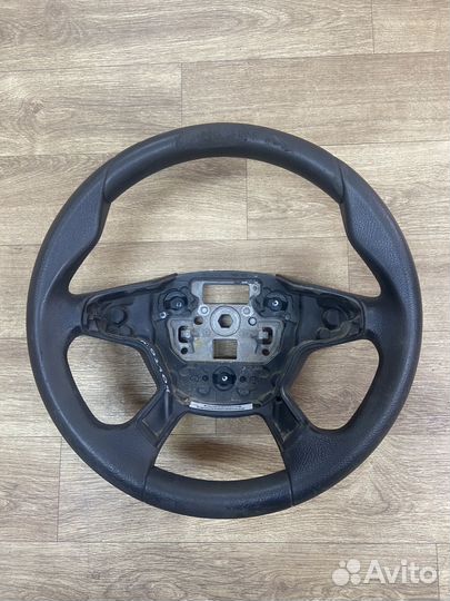 Продаю Руль ford focus 3