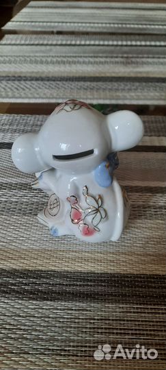 Статуэтки и копилка Слоники