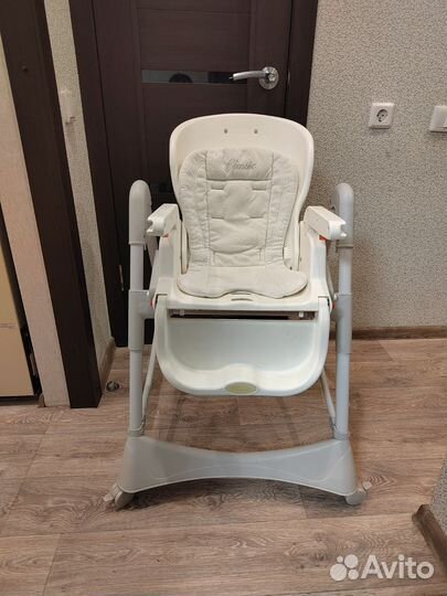 Детский стульчик для кормления