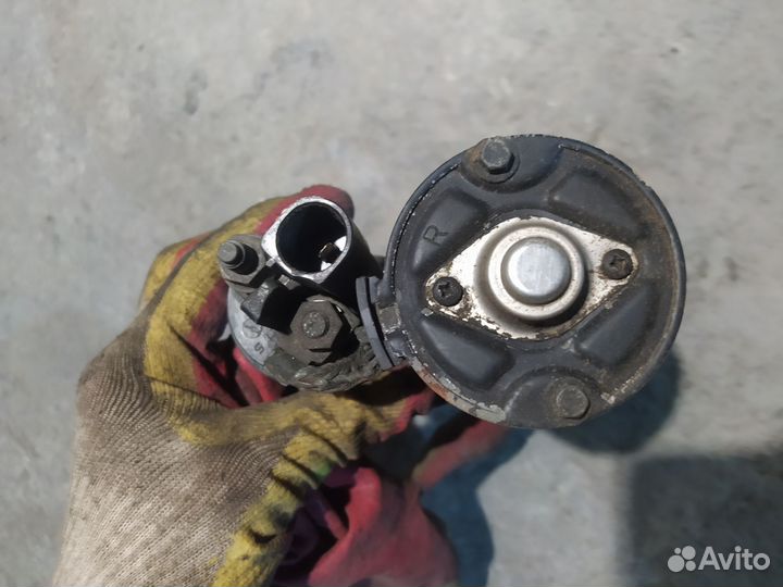 Стартер Audi A4 A6 A8 V6 2,4 2,8 3,2 06E911023C