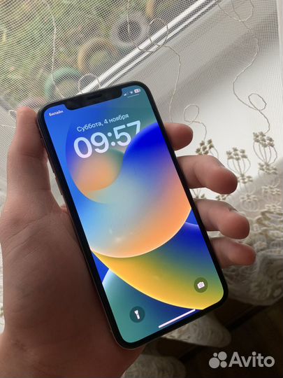 iPhone X, 64 ГБ