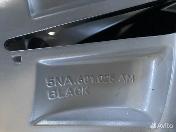 R19 Pirelli Scorpion 255/45, PCD 5x112 DIA 57.1