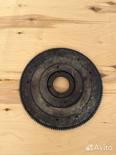 Газ 21 маховик