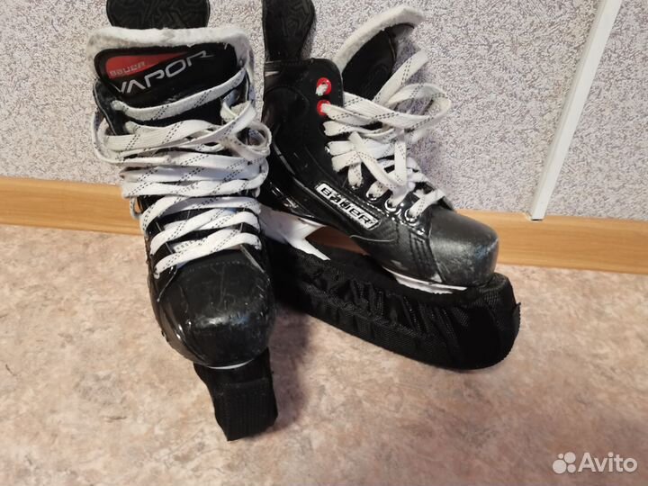 Коньки хоккейные Bauer