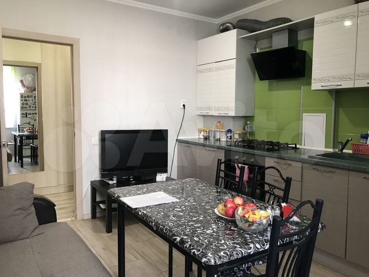 2-к. квартира, 56 м², 2/9 эт.