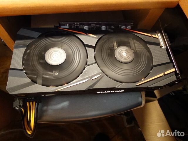 Видеокарта Gigabyte RX 570 8GB