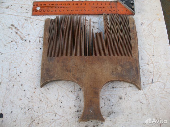 Старинный гребень чесало для льна, конопли