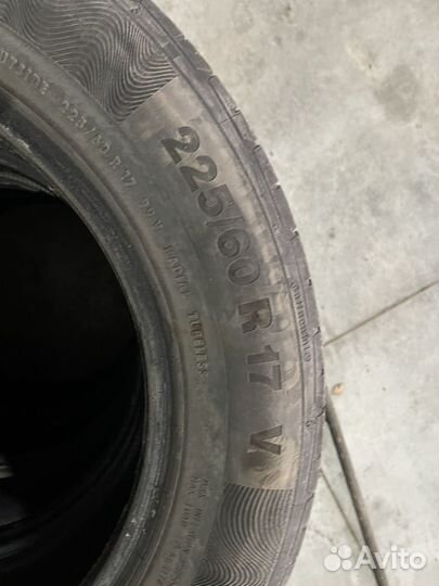 Continental ContiPremiumContact 5 225/60 R17