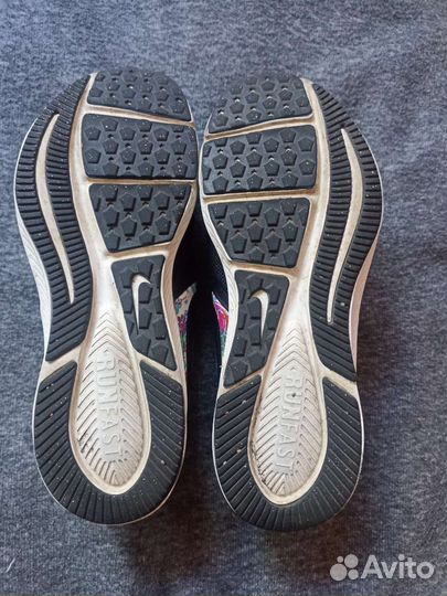 Кроссовки nike детские