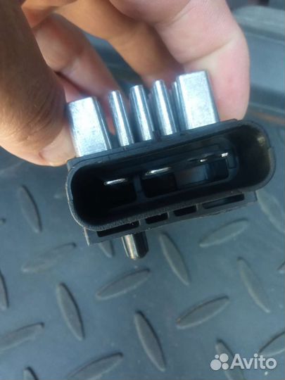 Chrysler voyager dodge caravan