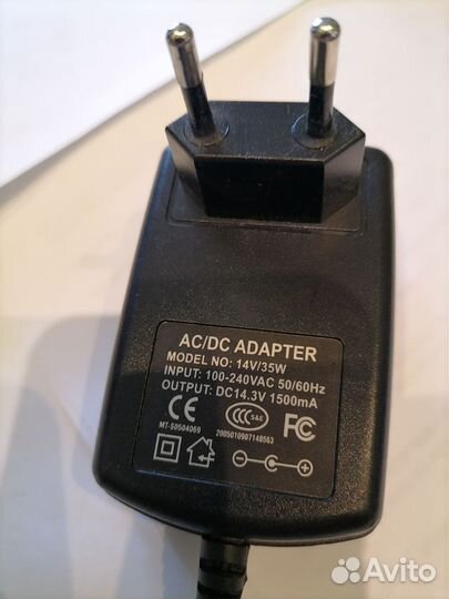 Блок питания 14,3 v;1,5 A