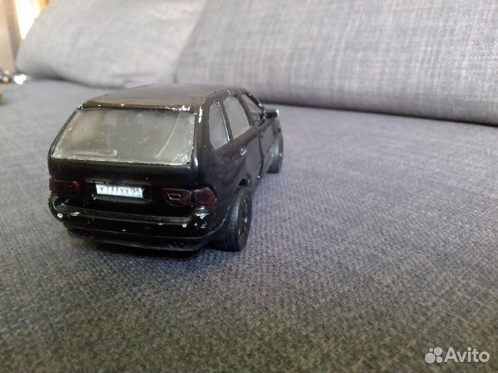 Моделька BMW x5