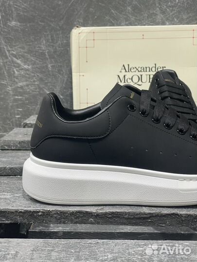 Мужские кроссовки Alexander McQueen Black