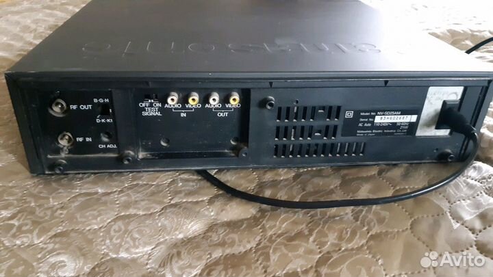 Видеомагнитофон