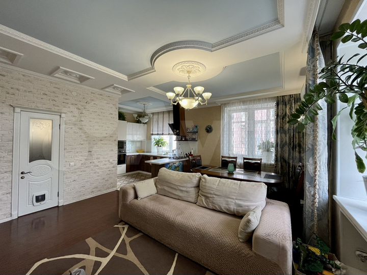 3-к. квартира, 69,1 м², 2/4 эт.