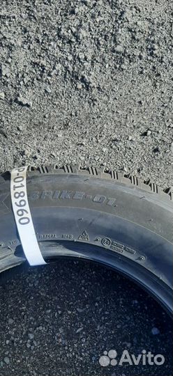 Bridgestone Blizzak Spike-01 285/60 R18