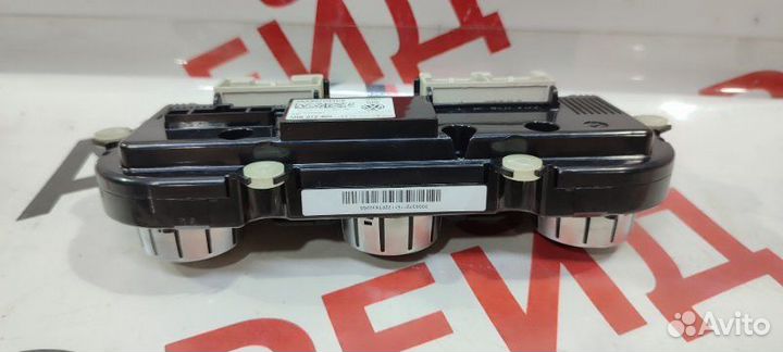 Блок управления климат-контролем Volkswagen Passat