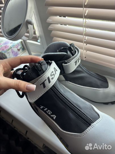 Лыжные ботинки tisa