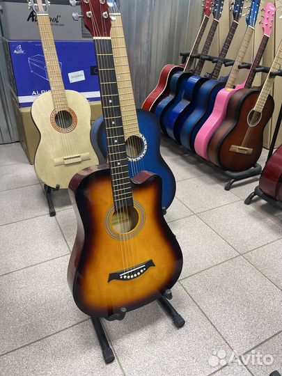 Классическая/ акустическая гитара новая