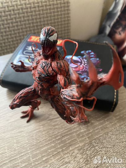 Фигурка Карнаж 14см