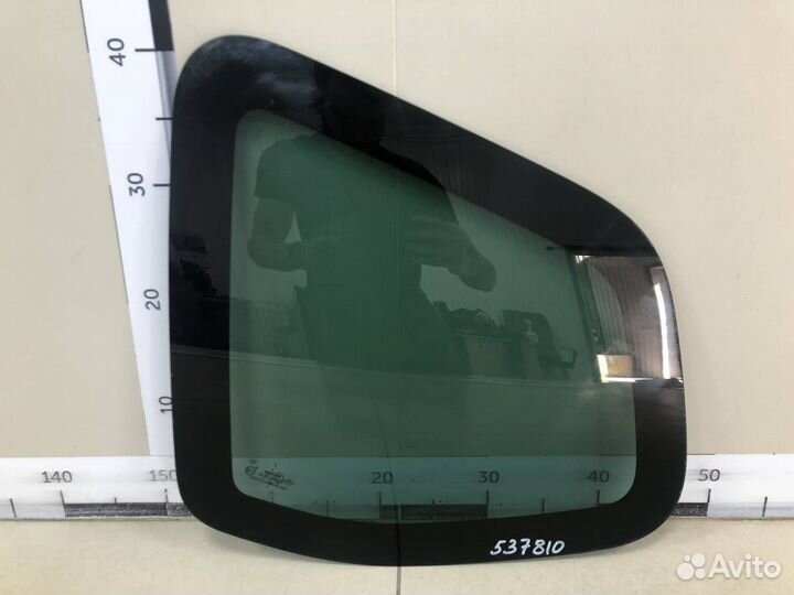 Стекло кузовное глухое левое Renault Duster 2012