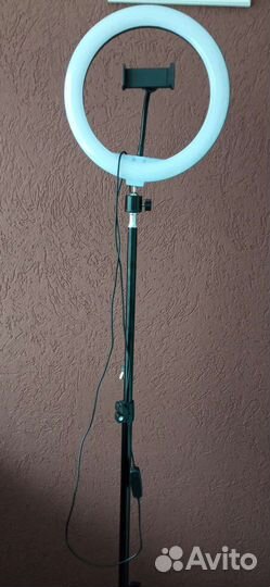 Кольцевая лампа 26 см