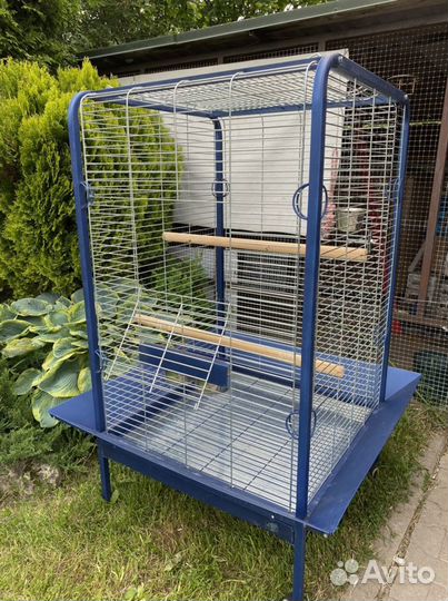 Клетка для большого попугая