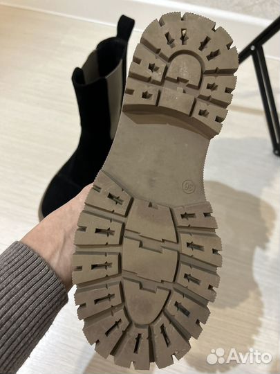 Ботинки женские демисезонные новые 36