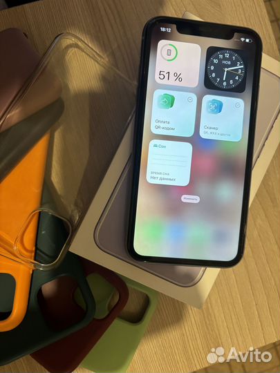 iPhone 11, 64 ГБ