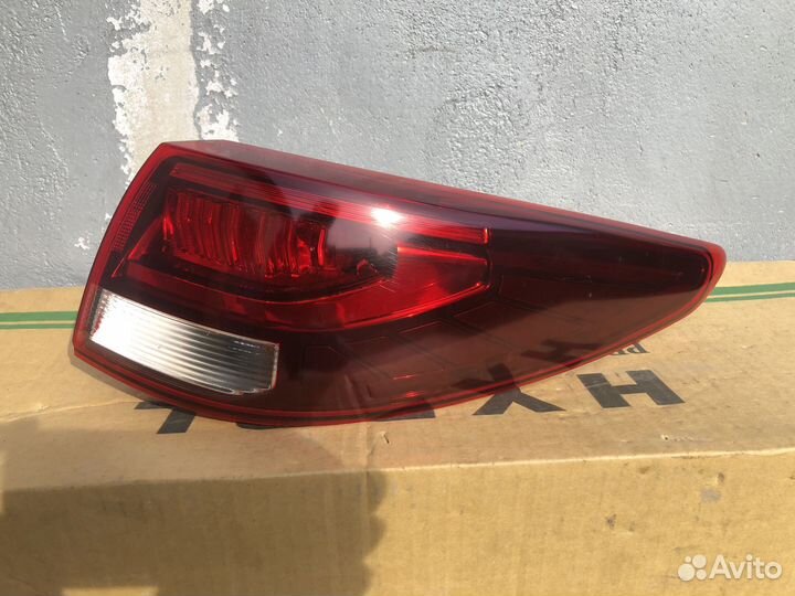 Фонарь задний правый Kia Rio 4 X (2020-2023)