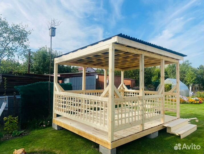Беседка из дерева