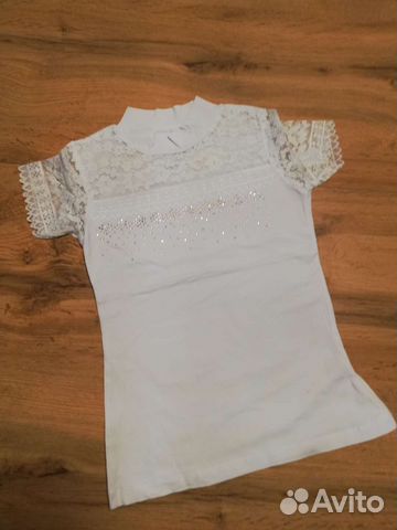 Блузка новая для школы 122-128-134