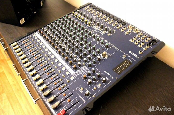 Пульт Yamaha mg166cx-USB, мониторы MSP5