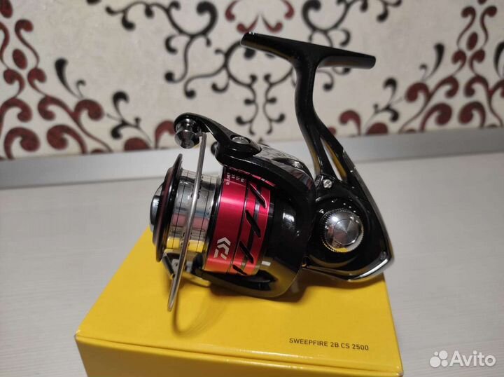 Катушка рыболовная Daiwa Sweepfire 2B CS 2500