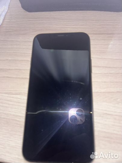 iPhone 11 Pro, 64 ГБ