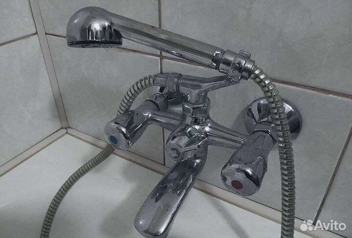 Услуги сантехника Сантехник