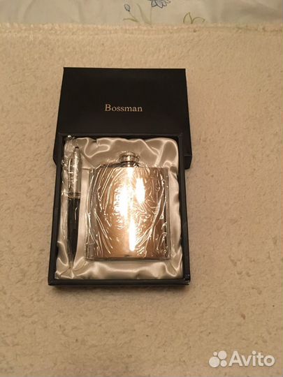 Подарочный набор фляжка и авторучка. новый