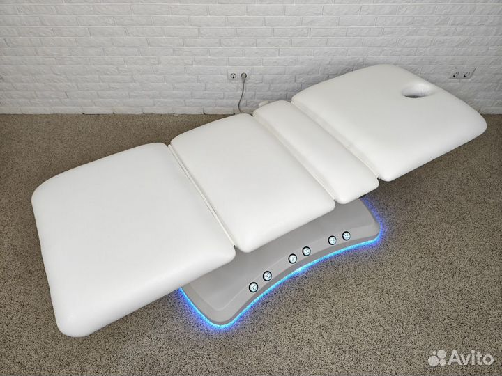 Массажный стол Oliver, 3 мотора, с подогревом