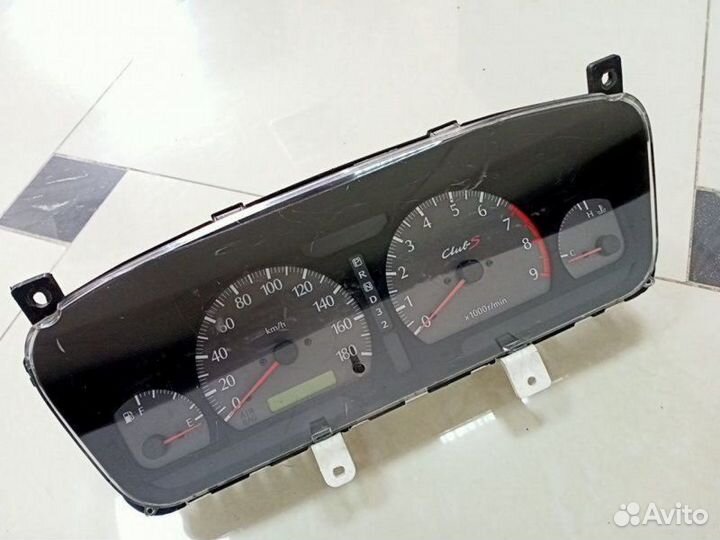 Панель приборов Nissan Laurel GC-35 RB25DE 1999