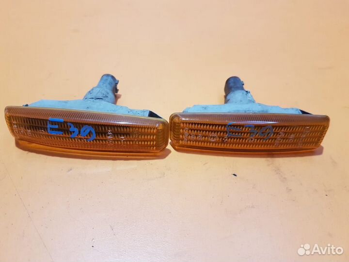 Поворотник на BMW 5 E39