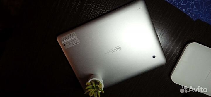 Планшет rolsen RTB 9.4B guru