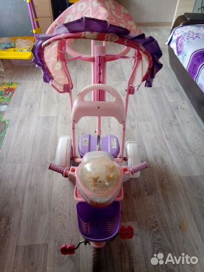 Трехколесный велосипед