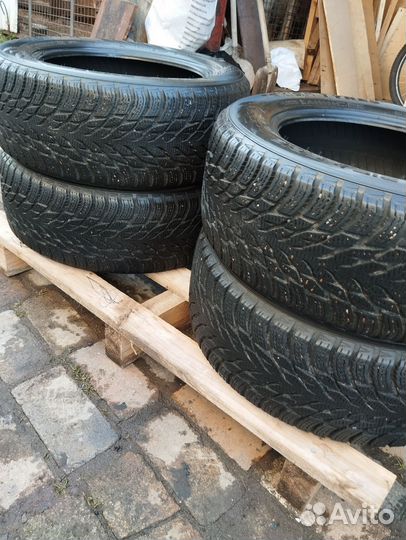 Nokian Tyres Hakkapeliitta R3 215/55 R16