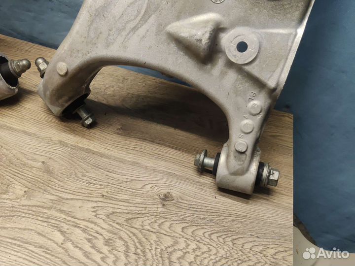 Задние рычаги нижние BMW E66 LCI рестайлинг