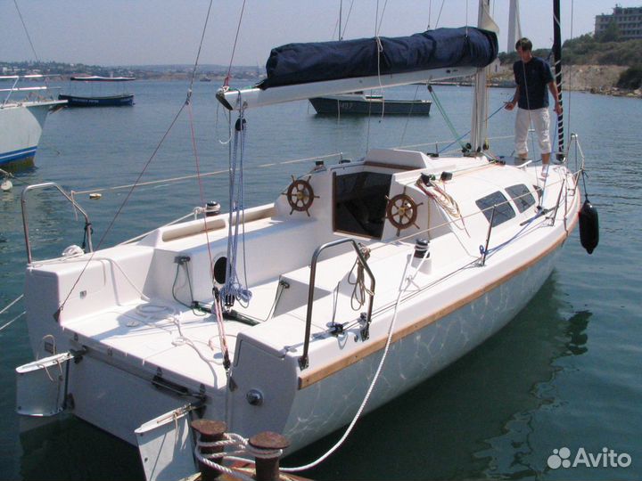 Яхта Плуто 800